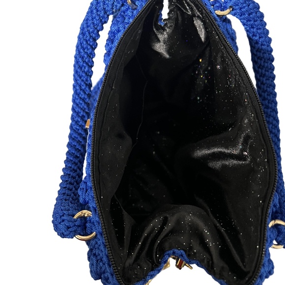 Handmade Blue Crochet Trapezoid Shoulder Handbag - Picture 4 of 5